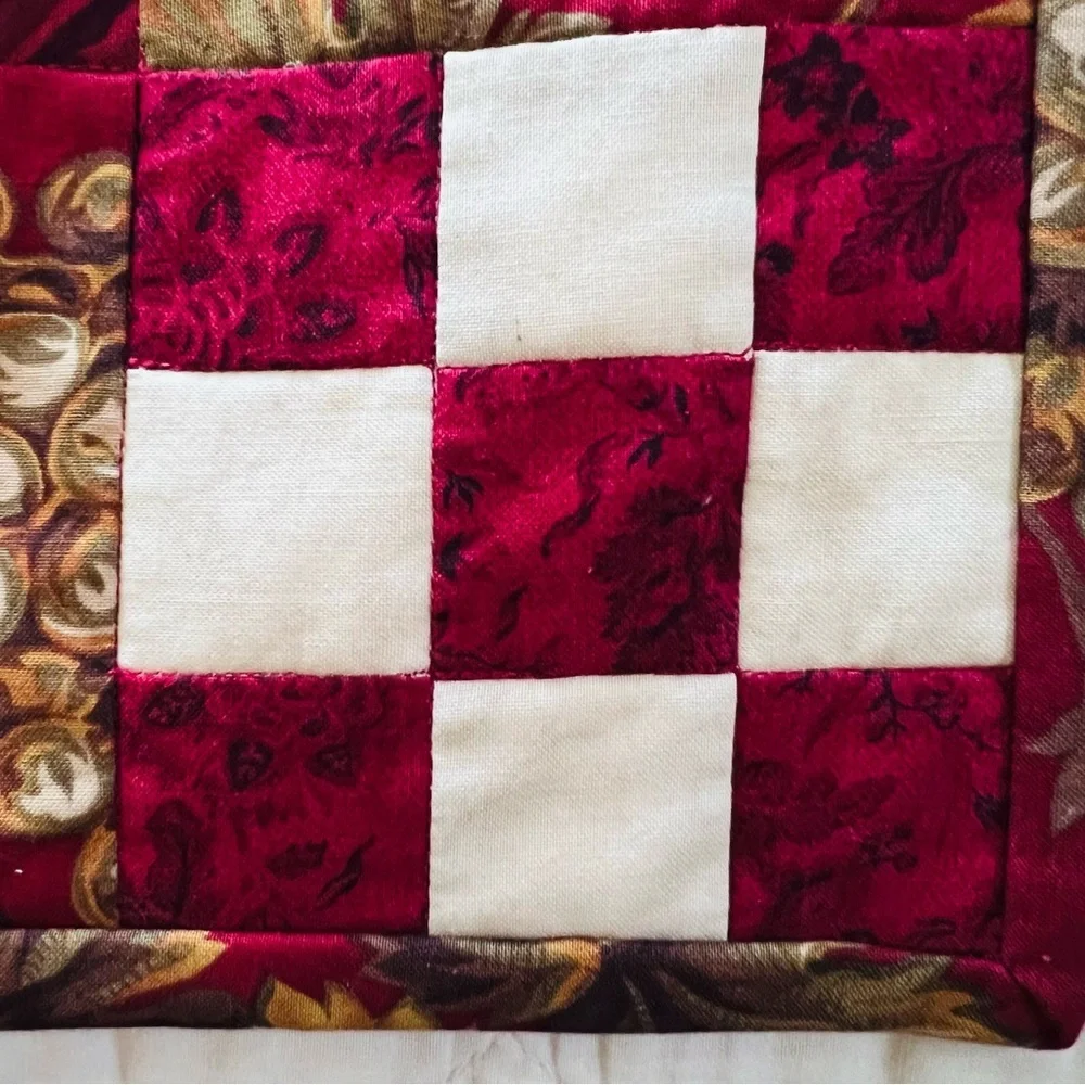 Handmade Patchwork Quilt with Appliqué 44”x44” Wall Hanging or Table Topper